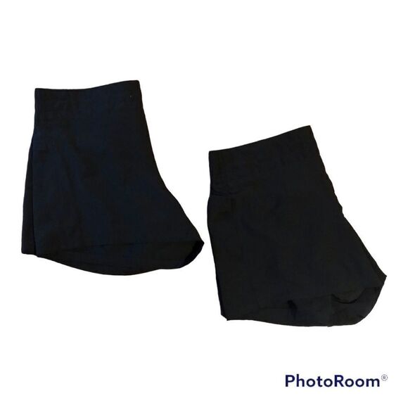 2 bcg Black Shorts with a Side Pocket Size Medium - Picture 1 of 11